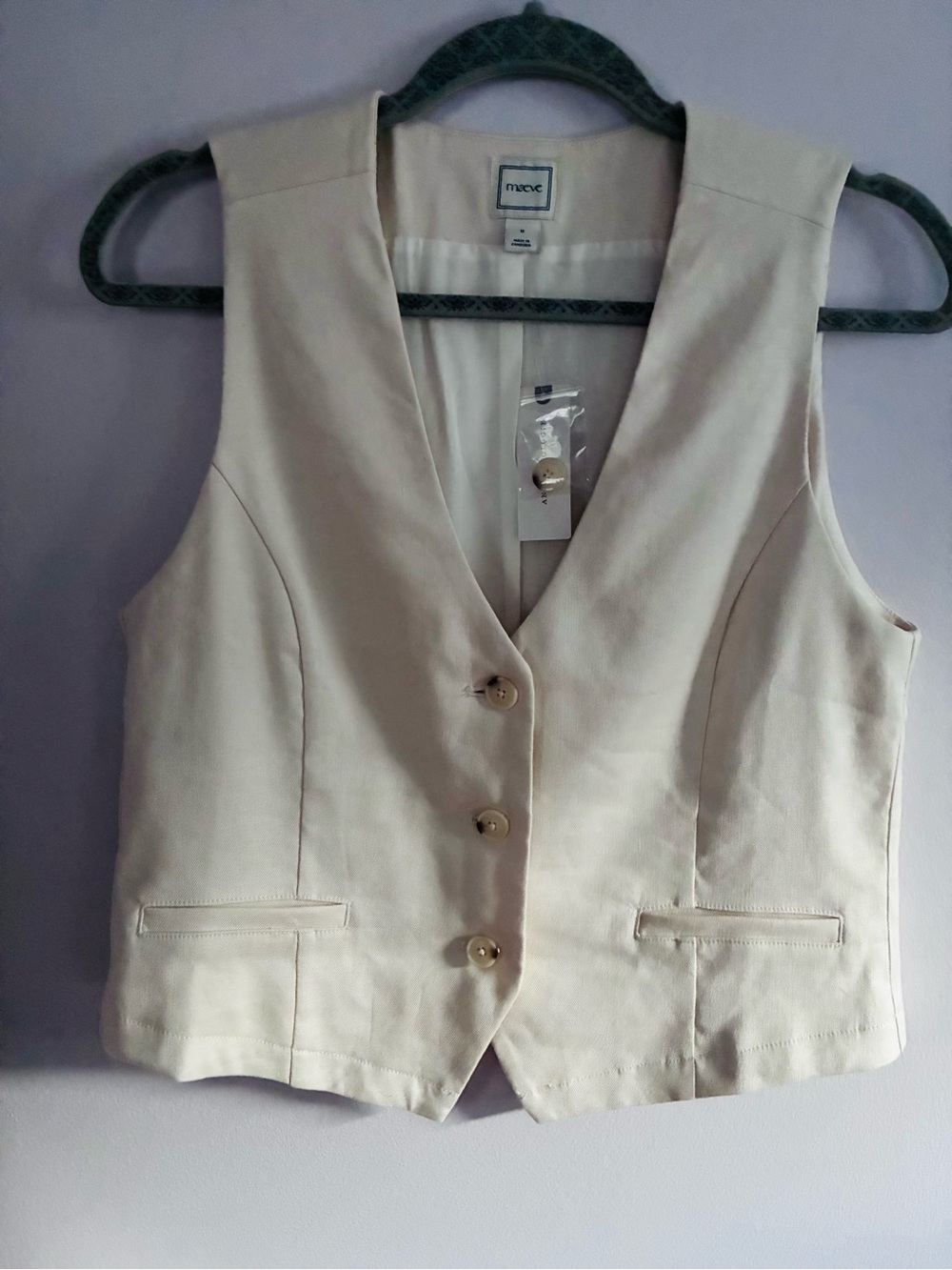 Leona European Stretch Linen Vest - Picture 5 of 12